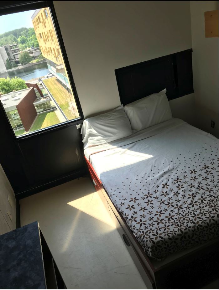 Picture of Gzowski College Bedroom 