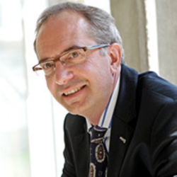 photo of Prof Holger Hintelmann