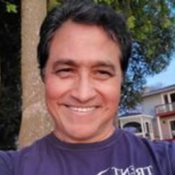 photo of Prof Raul Paul Hernandez